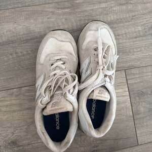 New Balance Women's 574 Nimbus Cloud/White Sneakers